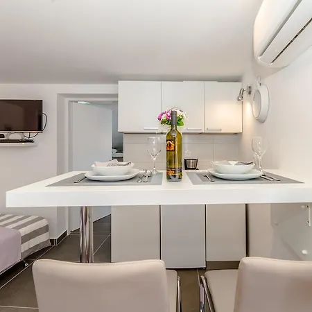 Apartment Luce Mala Zadar Exterior photo